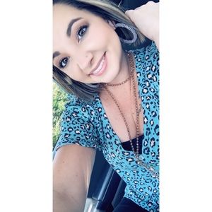 Meet your Posher, Kayla